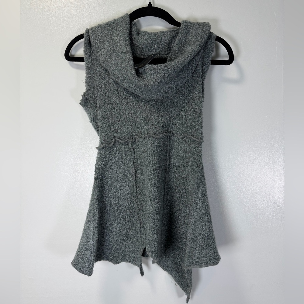 Chaudry KC Grey Sleevless Cowl‎ Neck Sweater NWT Small